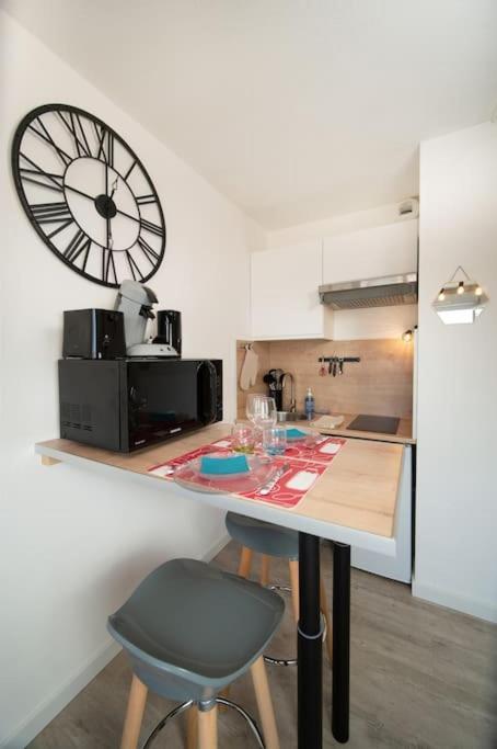Fully Equipped Apartment St Charles Train Station Марсилия Екстериор снимка