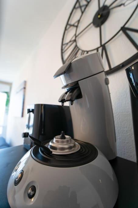 Fully Equipped Apartment St Charles Train Station Марсилия Екстериор снимка